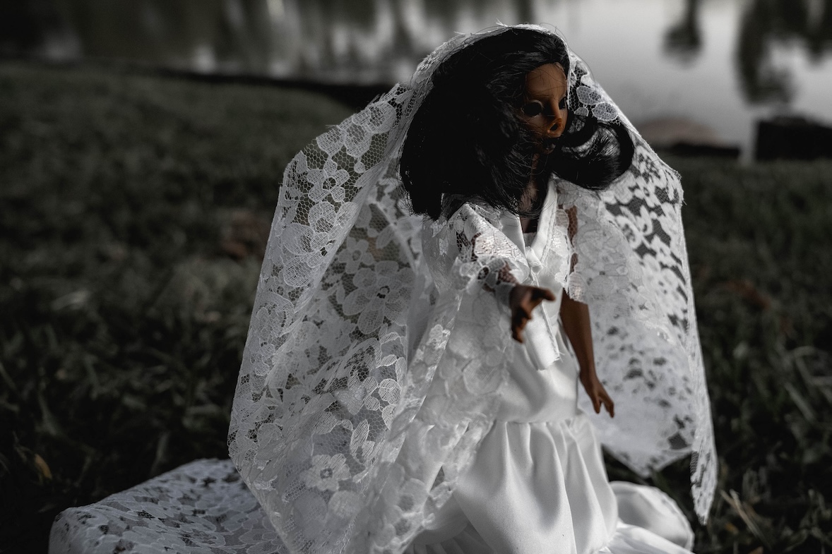 la llorona en frente del río